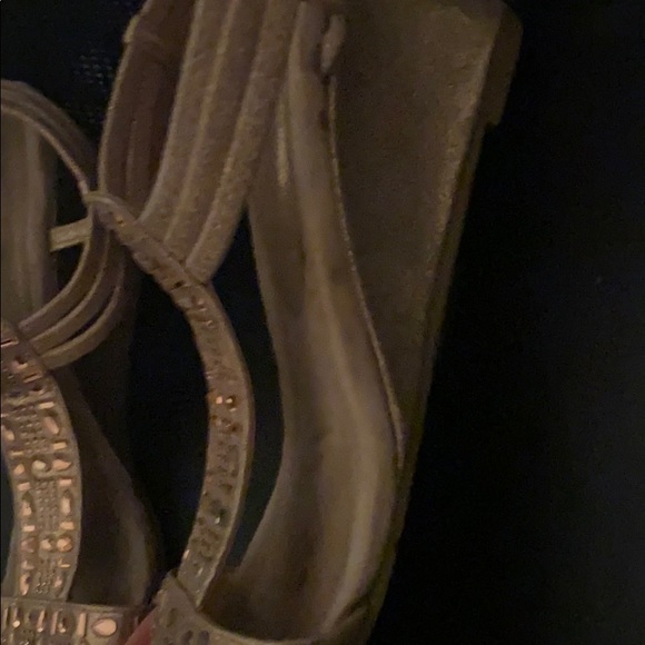 Shoes - Picture 2 of 5